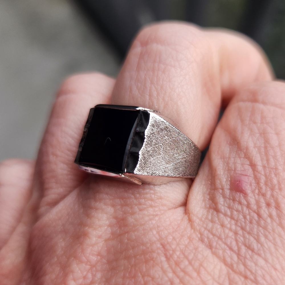 Handmade Sterling Silver 925 Square Onyx Ring Size 8 - Picture 3 of 8